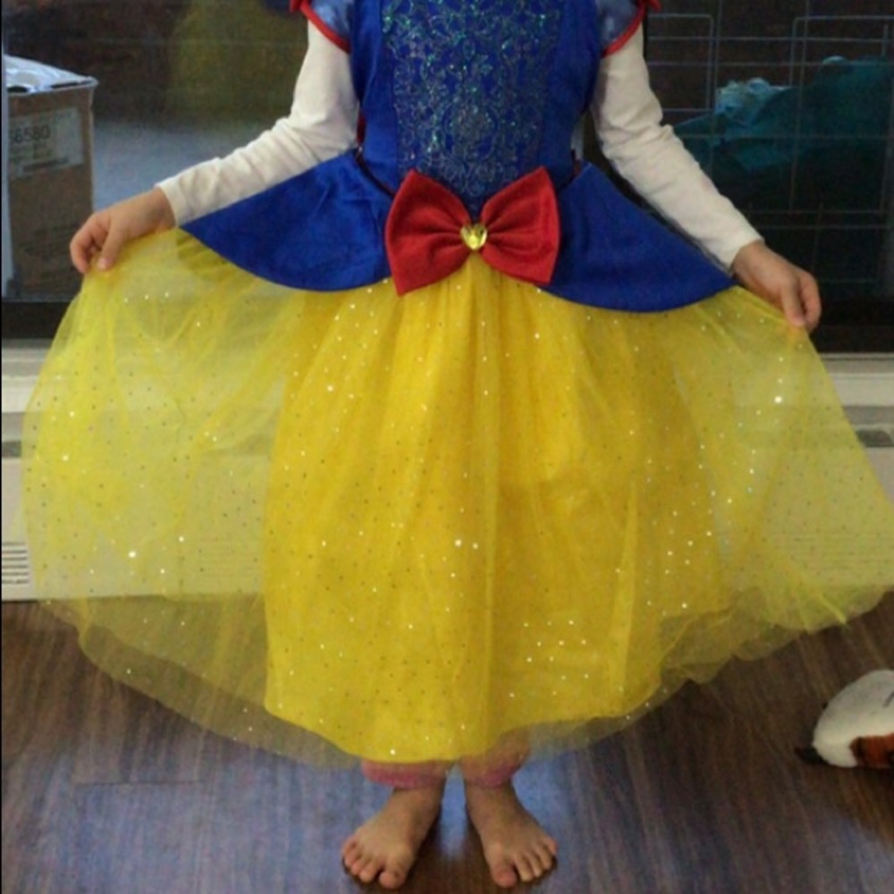 Princesses dress for party